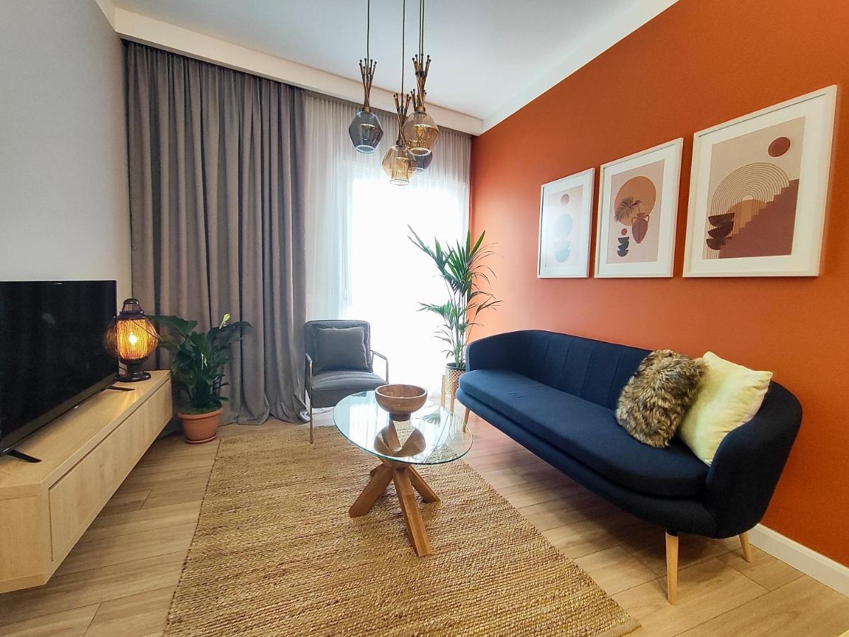 Modern Style 2Br-Apt - 10Min To Skanderbeg Square Apartment Тирана Екстериор снимка