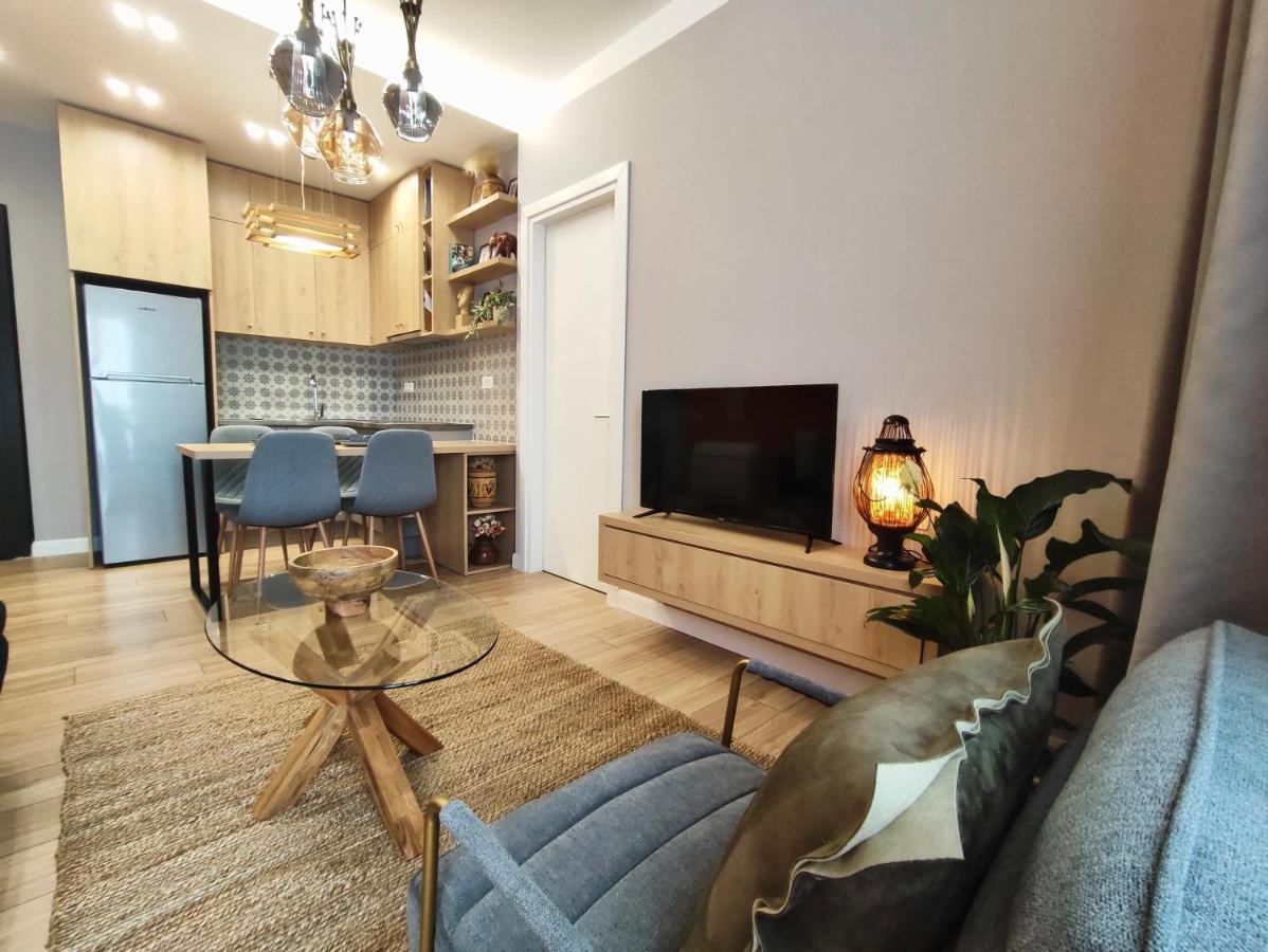 Modern Style 2Br-Apt - 10Min To Skanderbeg Square Apartment Тирана Екстериор снимка