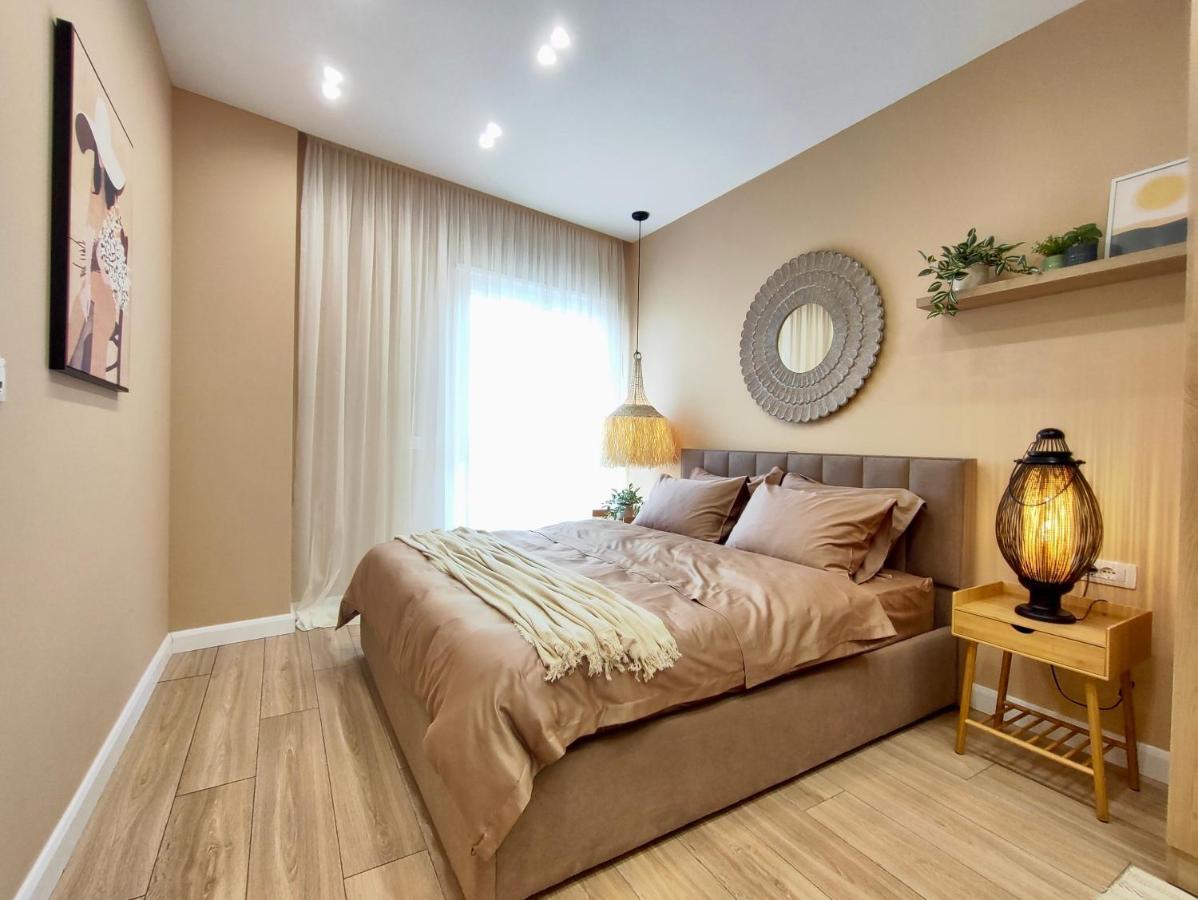 Modern Style 2Br-Apt - 10Min To Skanderbeg Square Apartment Тирана Екстериор снимка